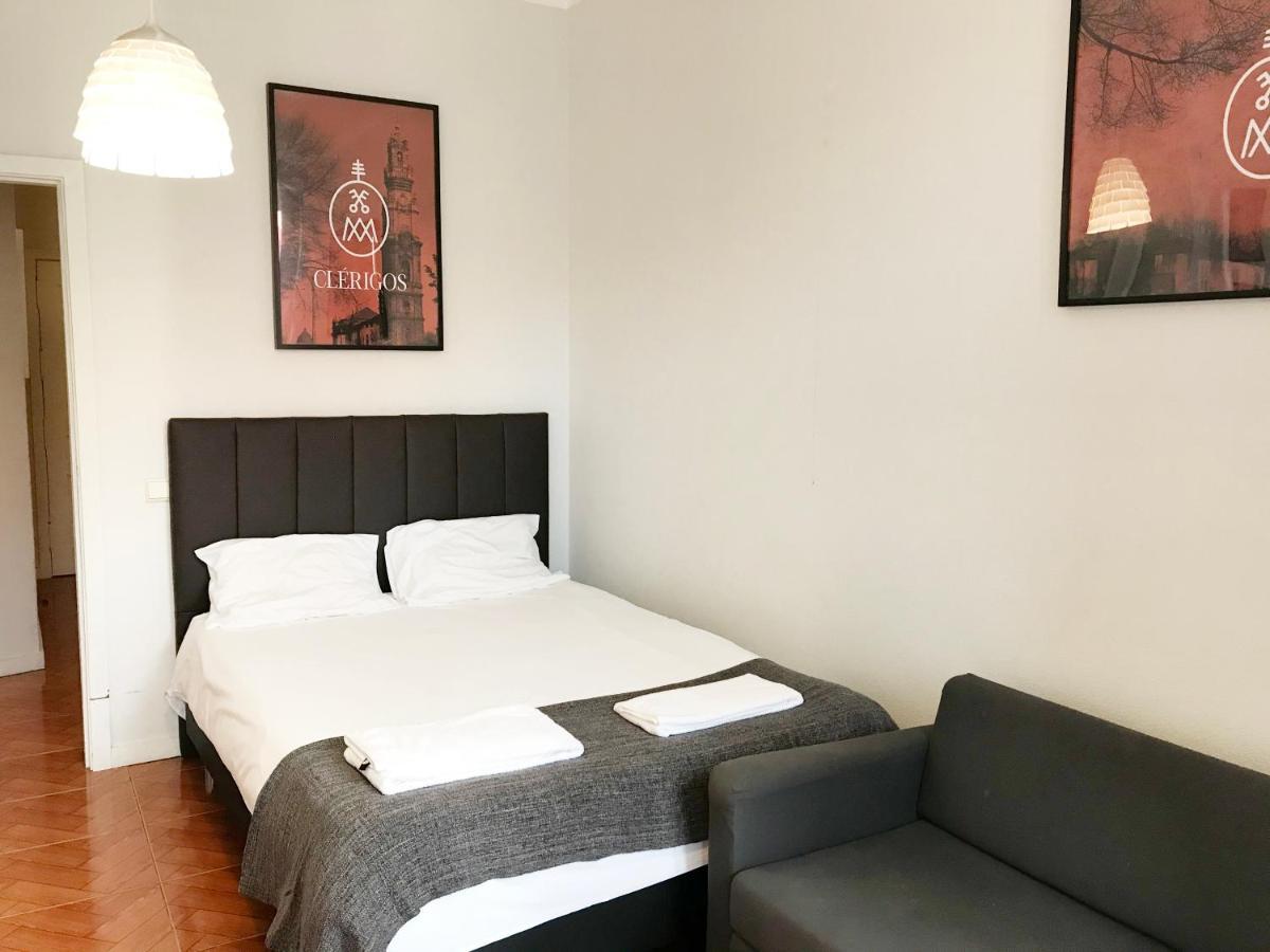 Clérigos Apartments OOporto Esterno foto